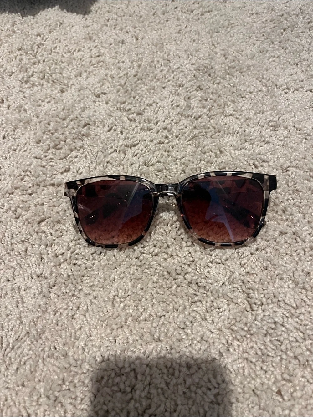 Tortoiseshell Square Sunglasses with Brown Lenses